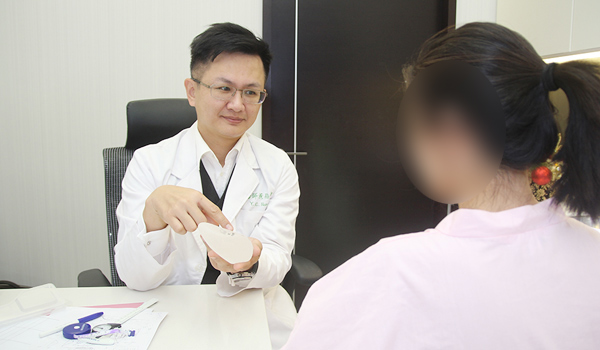 水滴型果凍隆乳 水滴型果凍隆乳