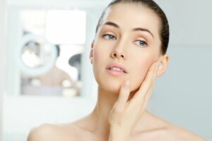 埋線拉皮打造V臉曲線,5分鐘看懂埋線拉皮費用、後遺症、術後保養